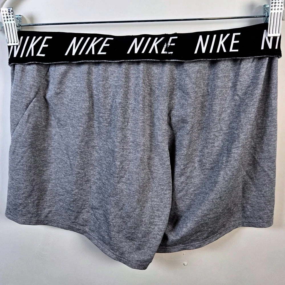 Nike Dri-FIT Womens Heather Grey Athletic Shorts Size Small Fold-over Waistband